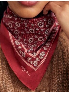 BNWT Sézane Floral Scarf